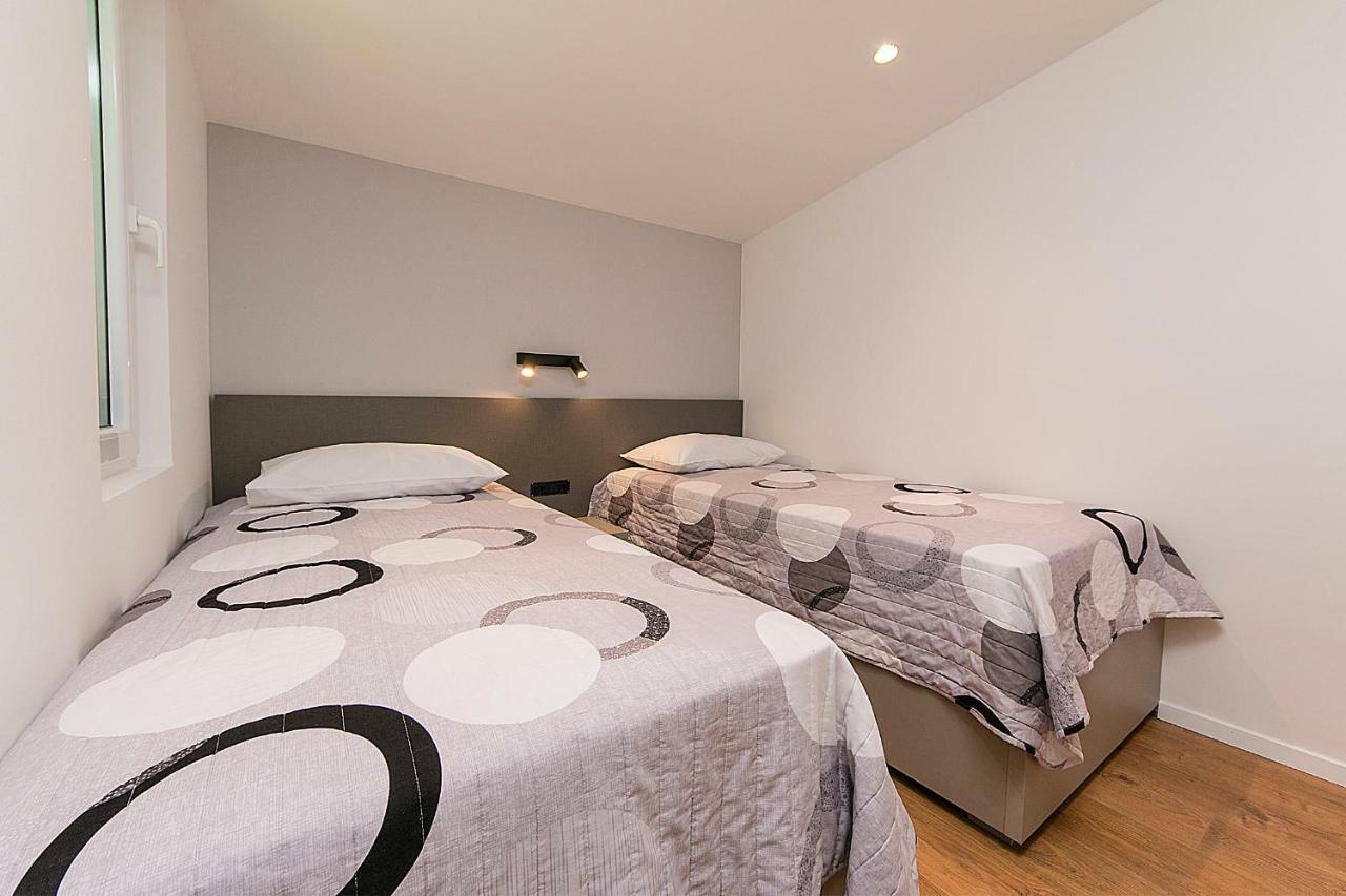 Apartments Juric Brela Kültér fotó